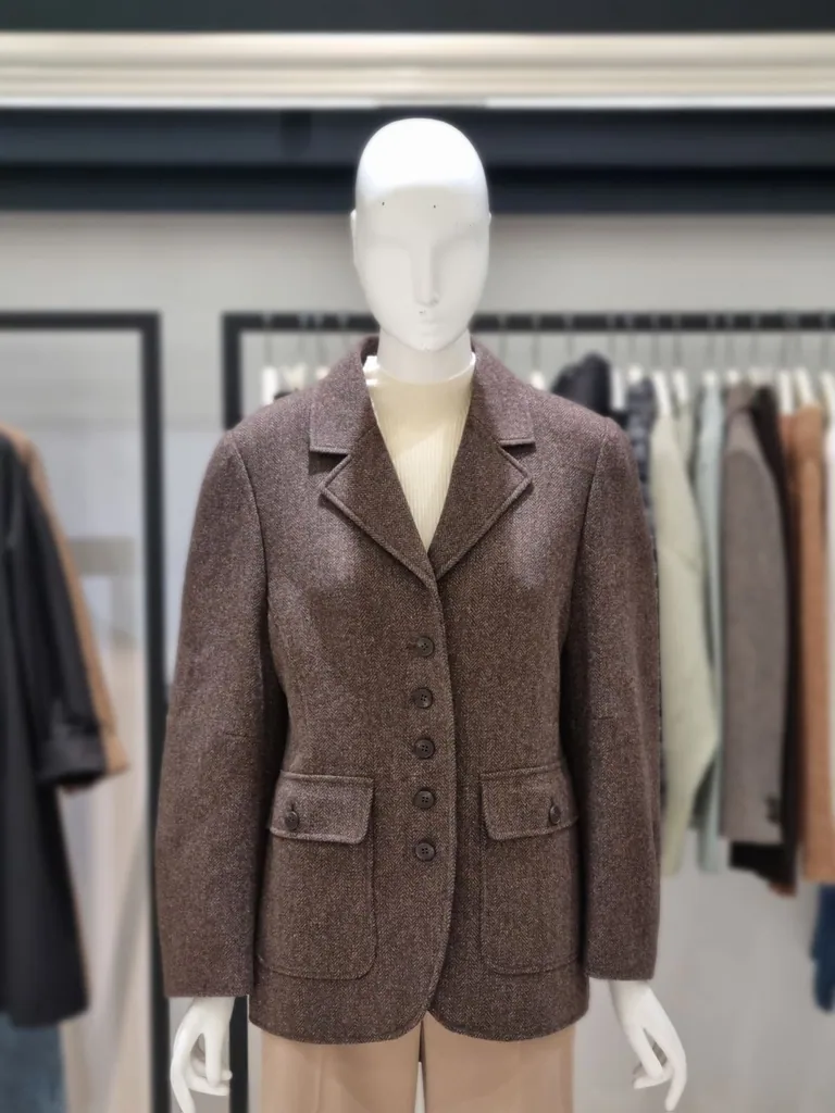 나이스클랍 (NICE CLAUP) 볼륨소매 헤링본자켓 A244PWJ908 (브라운)