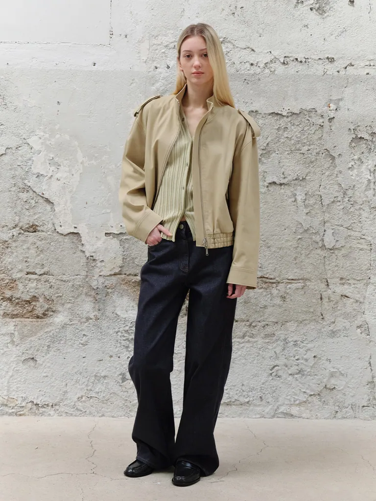조이그라이슨 (JOY GRYSON) Structured Volume Utility Blouson (KW6SJ3410_91) 베이지