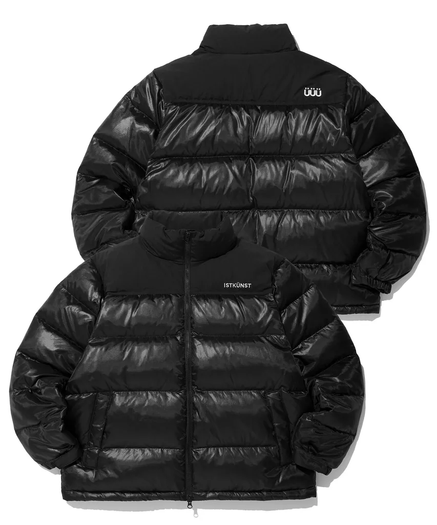 블랙 광택 덕 다운 숏패딩. 하이넥