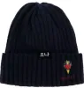 구찌 (GUCCI) Wool Hat With Pierced Heart In Blue